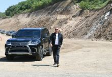 President Aliyev views ongoing work on bridge built over 'Victory Road' to Shusha (PHOTO)