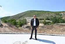 President Aliyev views ongoing work on bridge built over 'Victory Road' to Shusha (PHOTO)