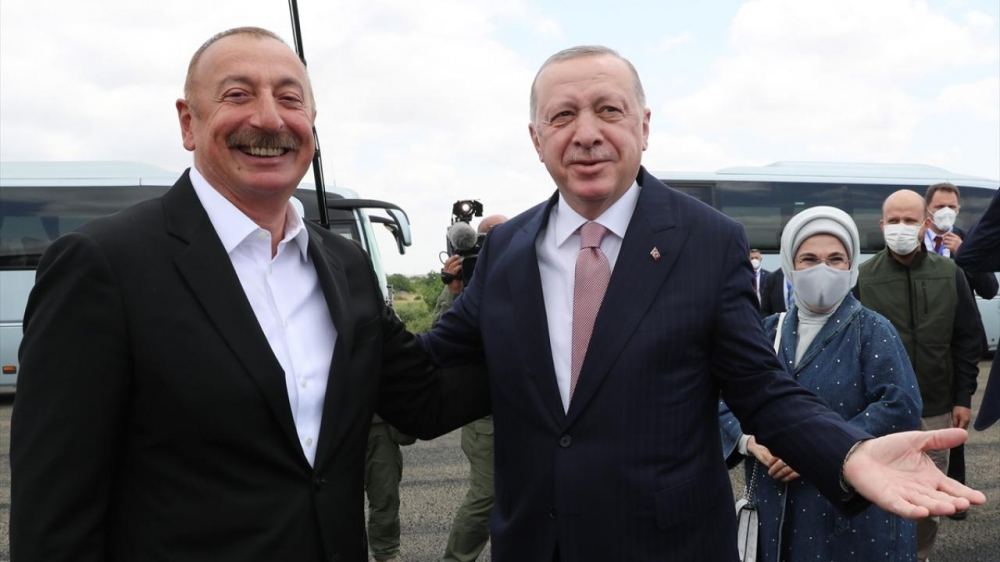 Azerbaijani president welcomes Turkish president in Fuzuli district (PHOTO)