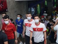 Fans preparing to watch Turkey vs Wales football match at Baku Olympic Stadium (PHOTO)