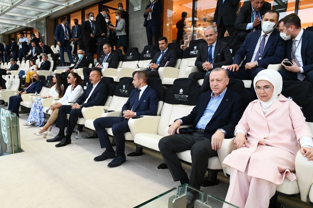 Azerbaijani, Turkish presidents watch Turkey vs Wales football match (FOTO)
