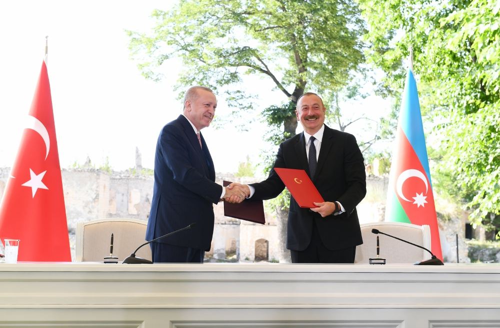 Azerbaijan, Turkey signed Shusha Declaration on allied relations (PHOTO)