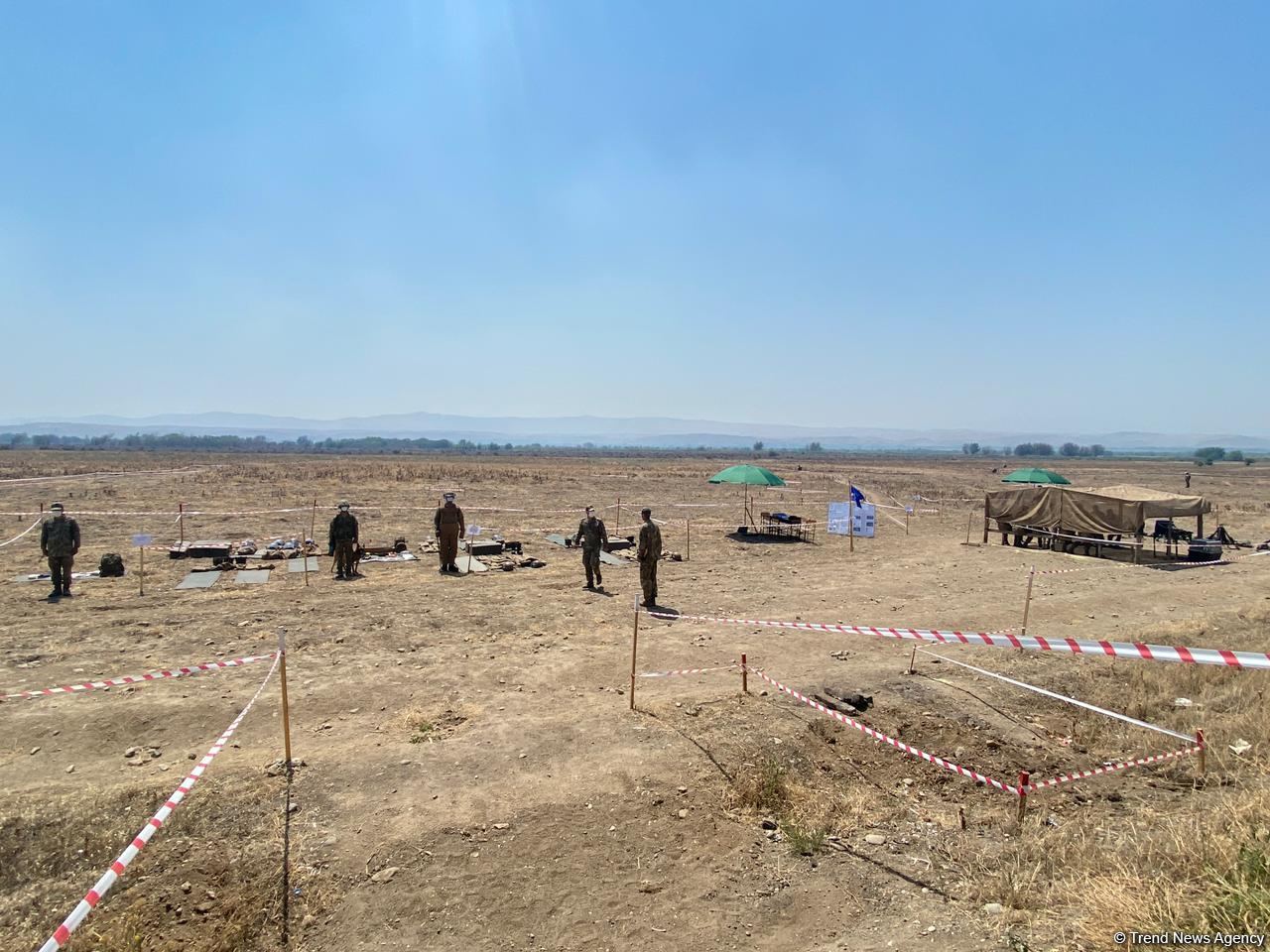 Azerbaijani journalists arrive in liberated Fuzuli to view de-mining process (PHOTO)
