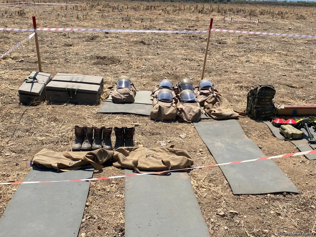 Azerbaijani journalists arrive in liberated Fuzuli to view de-mining process (PHOTO)