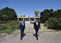 President Ilham Aliyev views Naftalan City Airport (PHOTO)