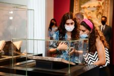 'Plots and Images by Nizami' exhibition opens in Heydar Aliyev Center in Baku (PHOTO/VIDEO)
