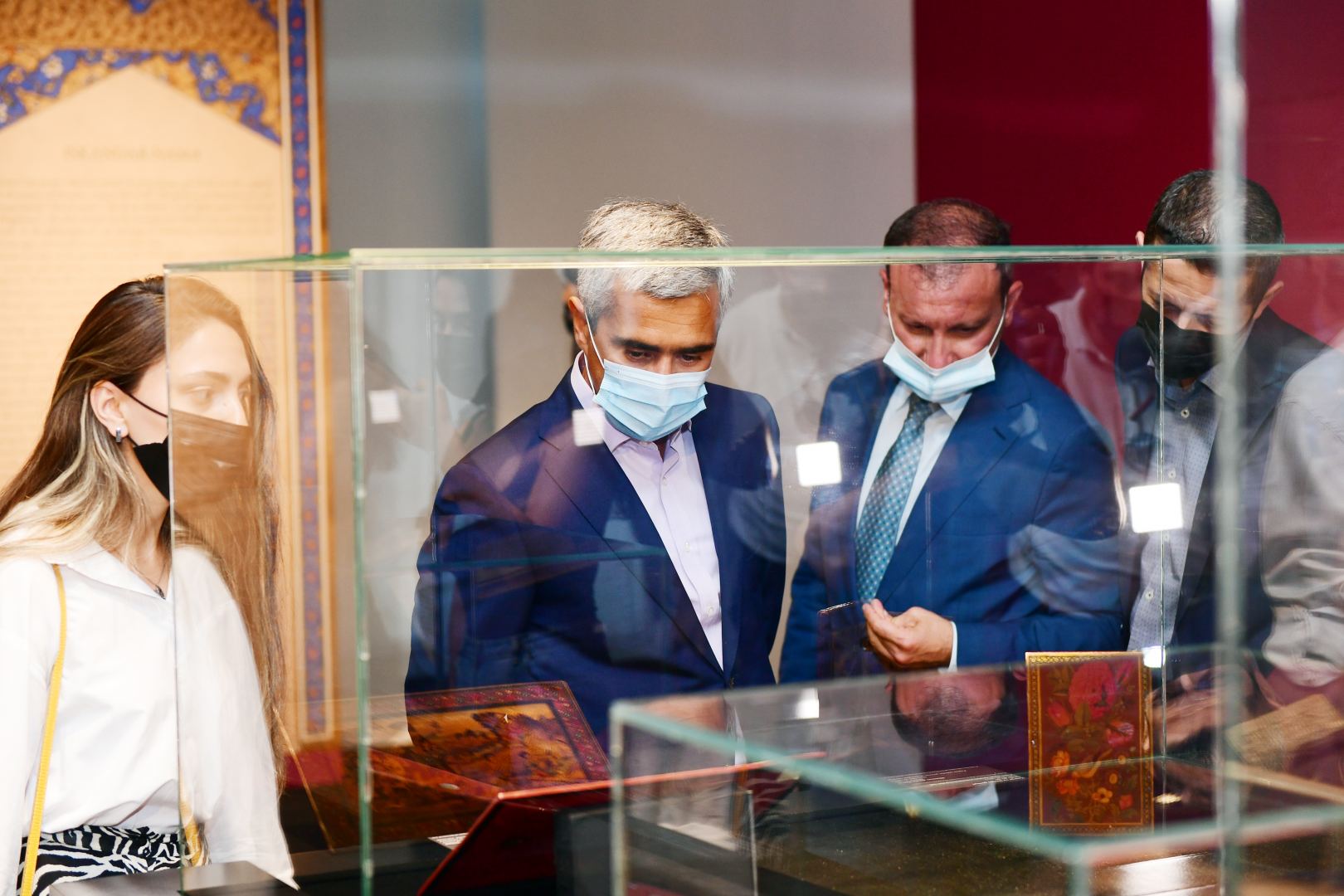 'Plots and Images by Nizami' exhibition opens in Heydar Aliyev Center in Baku (PHOTO/VIDEO)