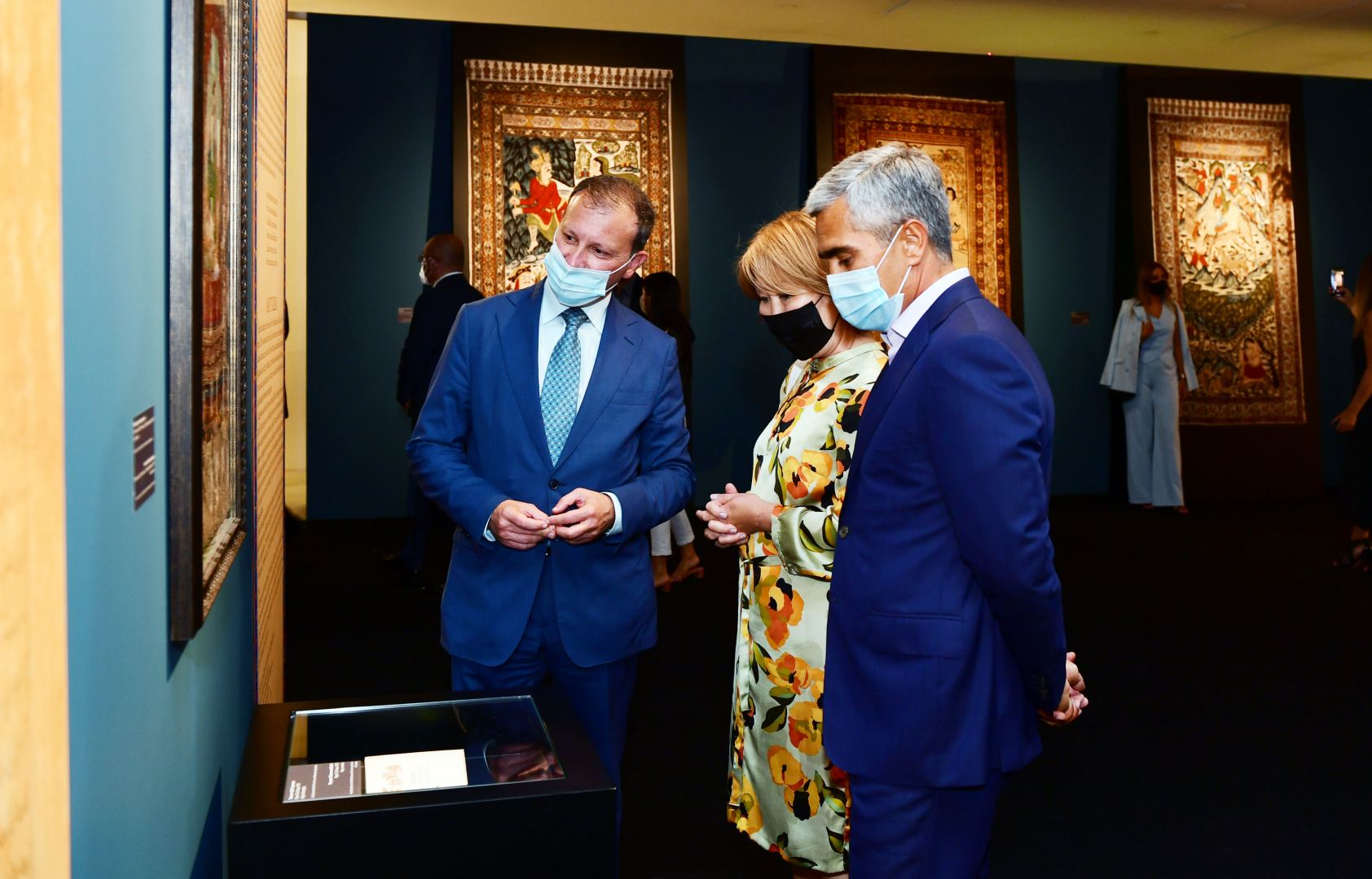 'Plots and Images by Nizami' exhibition opens in Heydar Aliyev Center in Baku (PHOTO/VIDEO)