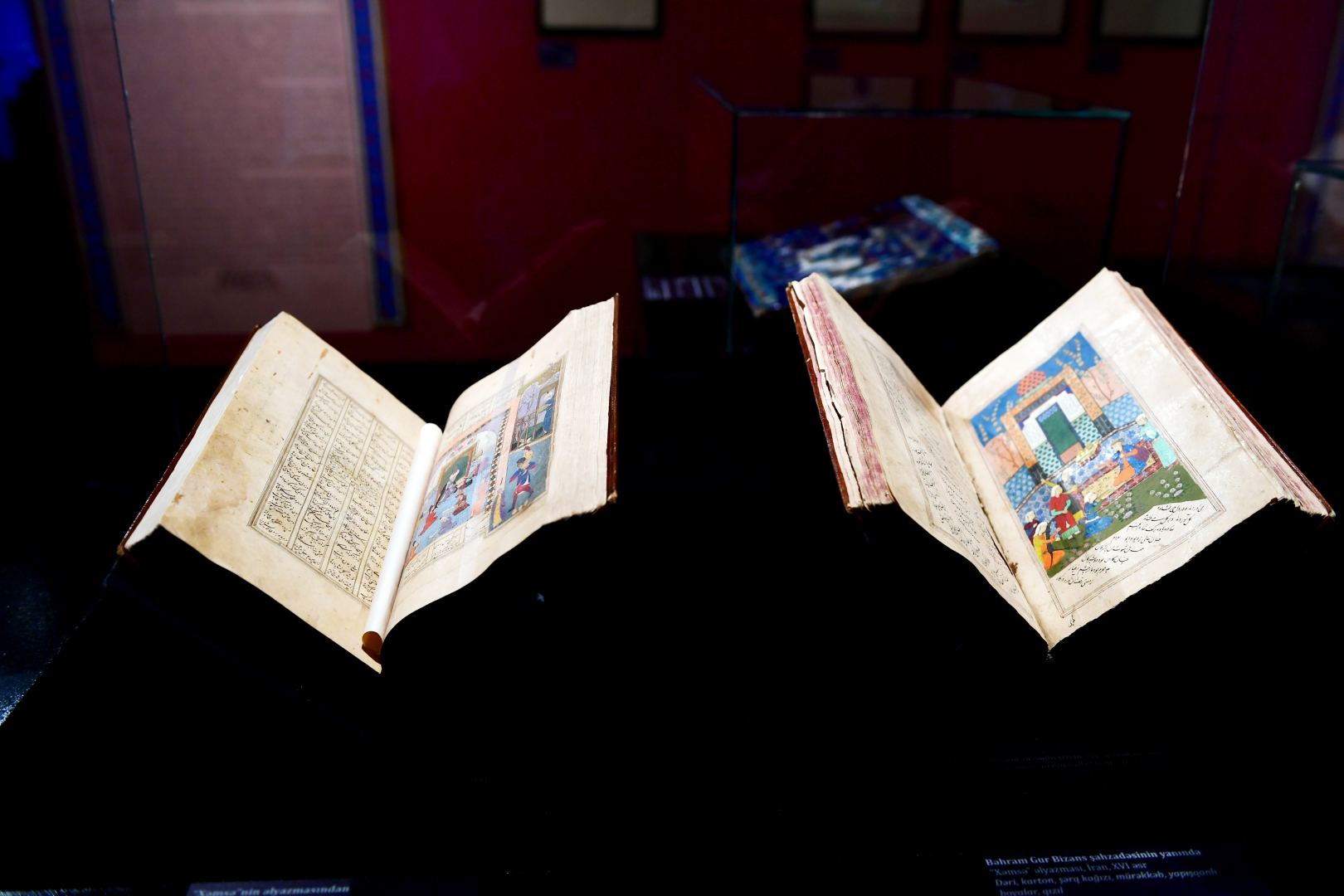 'Plots and Images by Nizami' exhibition opens in Heydar Aliyev Center in Baku (PHOTO/VIDEO)