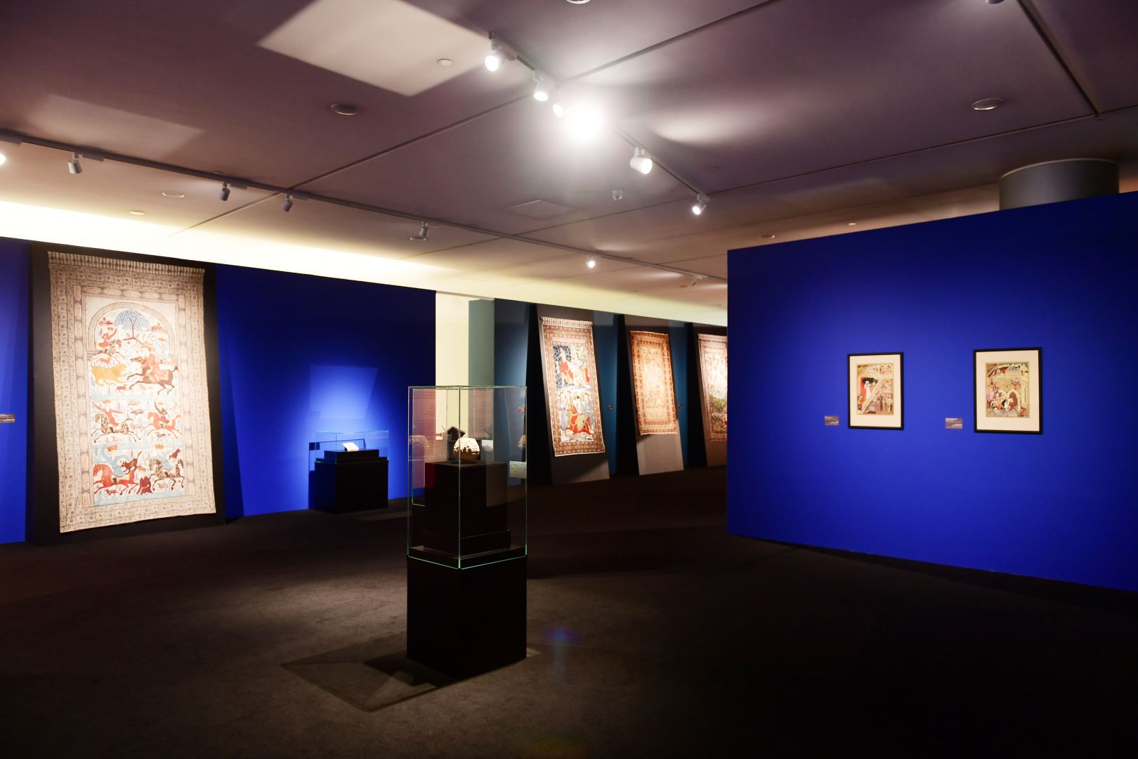 'Plots and Images by Nizami' exhibition opens in Heydar Aliyev Center in Baku (PHOTO/VIDEO)