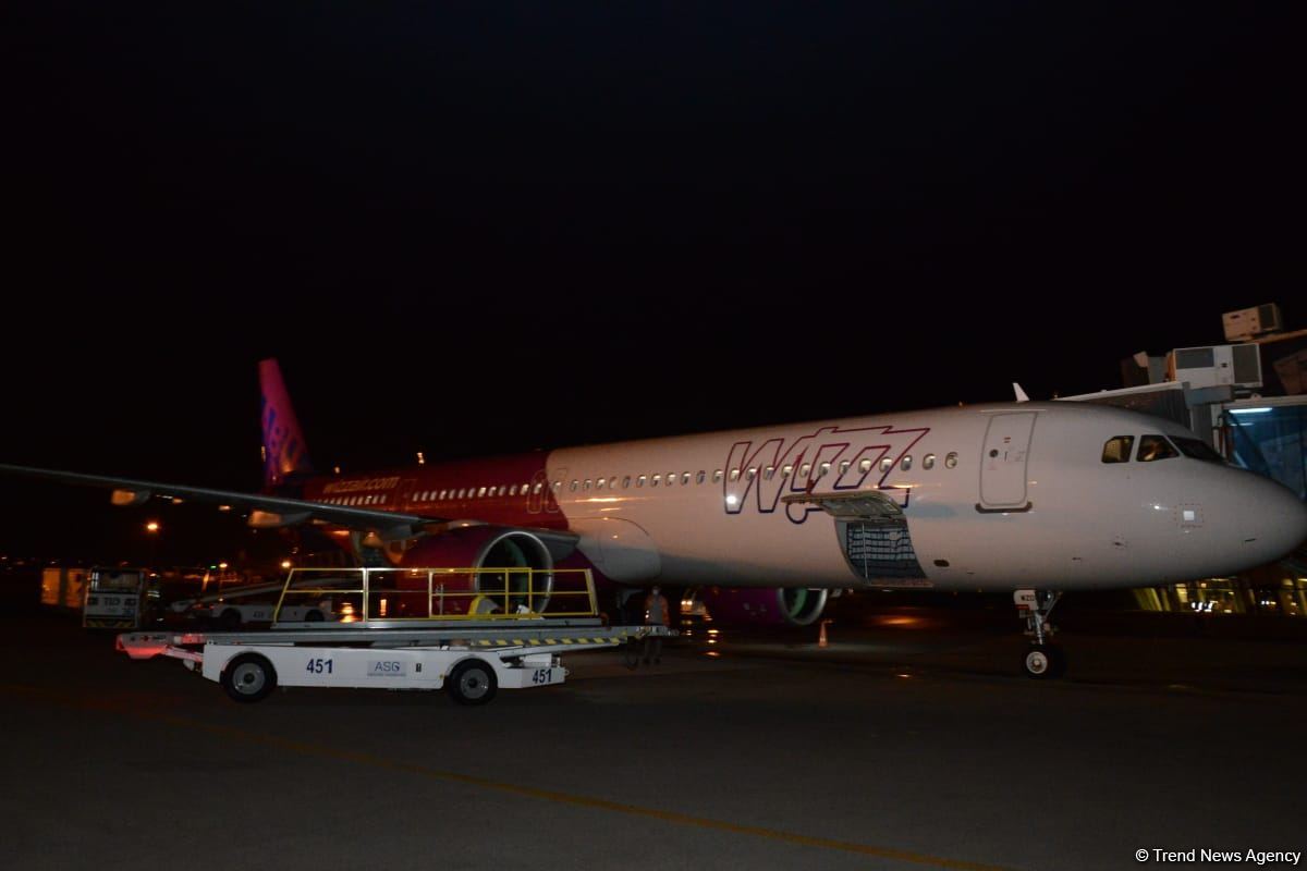 Wizz Air Abu Dabi makes its first flight to Baku (PHOTO)