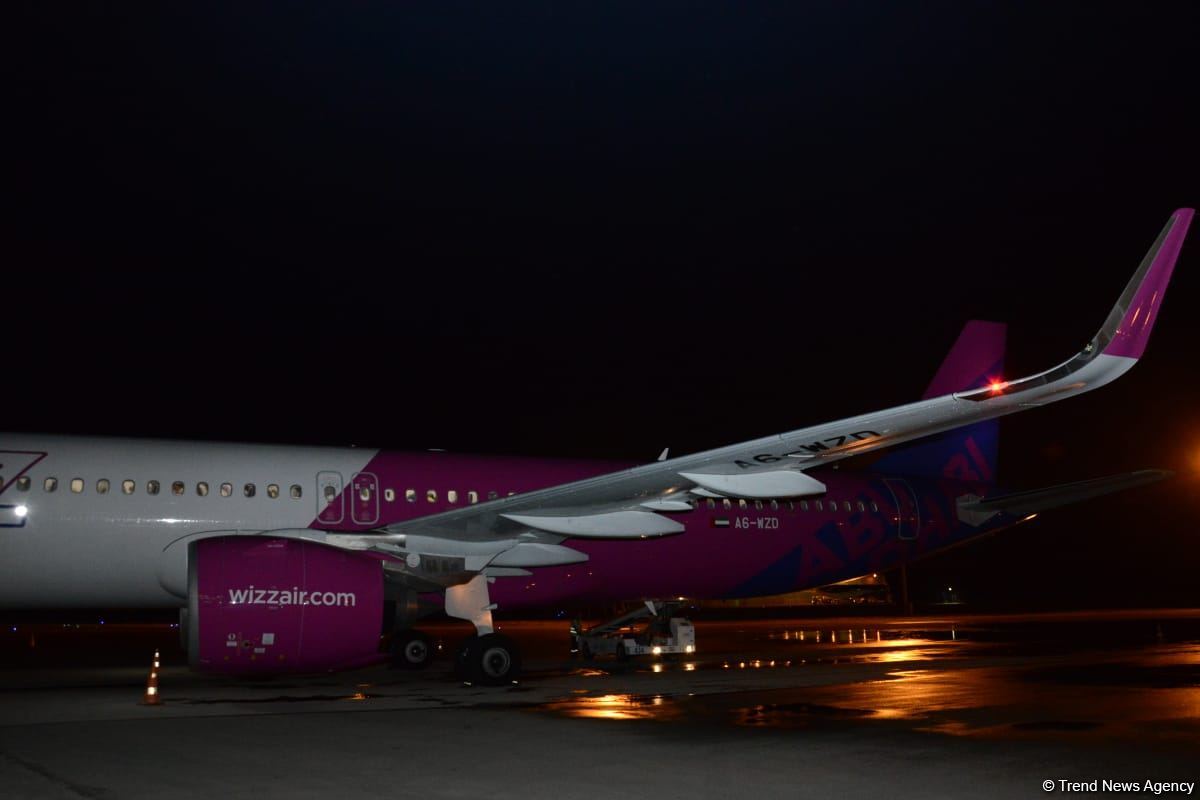 Wizz Air Abu Dabi makes its first flight to Baku (PHOTO)