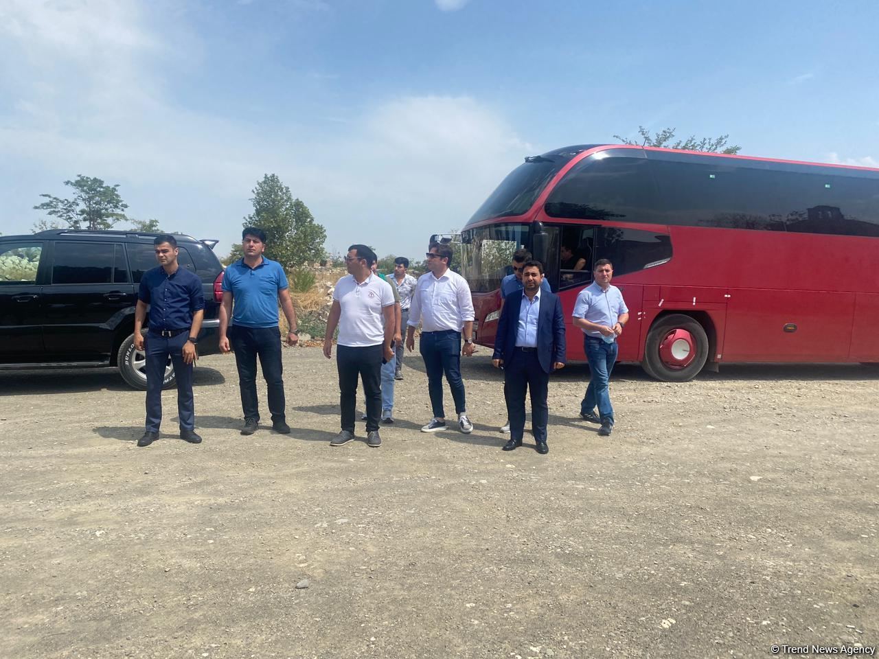Delegation of volunteer organizations embark on visit to Azerbaijan’s Aghdam