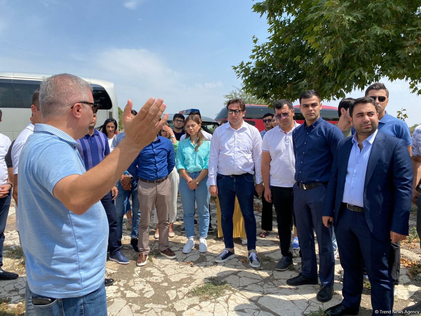 Delegation of volunteer organizations embark on visit to Azerbaijan’s Aghdam