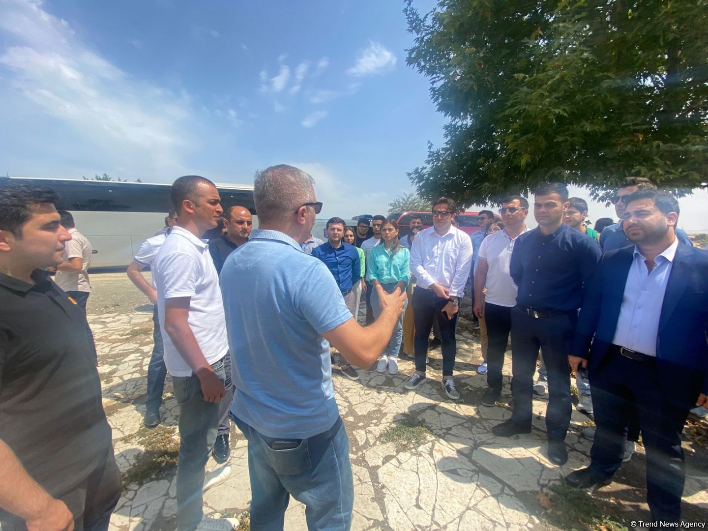 Delegation of volunteer organizations embark on visit to Azerbaijan’s Aghdam