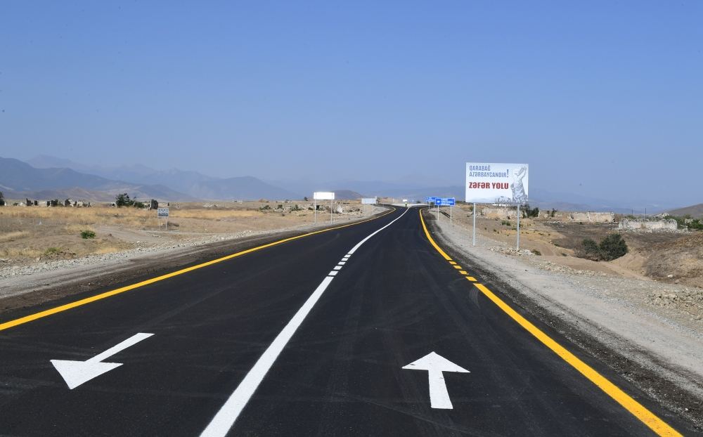 President Ilham Aliyev views completion of work at Ahmadbayli-Fuzuli-Shusha Victory road (PHOTO)