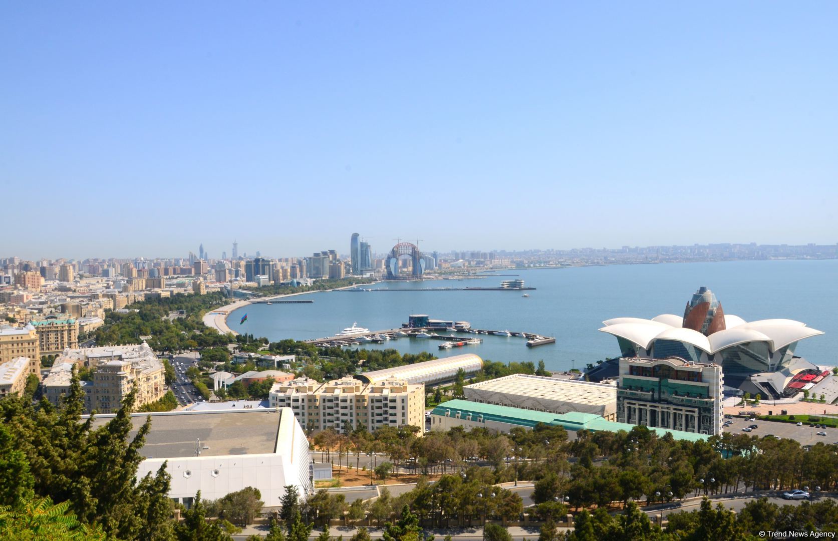 Harmony of antiquity and modernity in Azerbaijan’s Baku city (PHOTO)