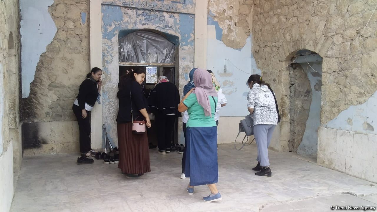 Residents of Azerbaijan’s liberated Aghdam district visit Aghdam Juma Mosque (PHOTO)