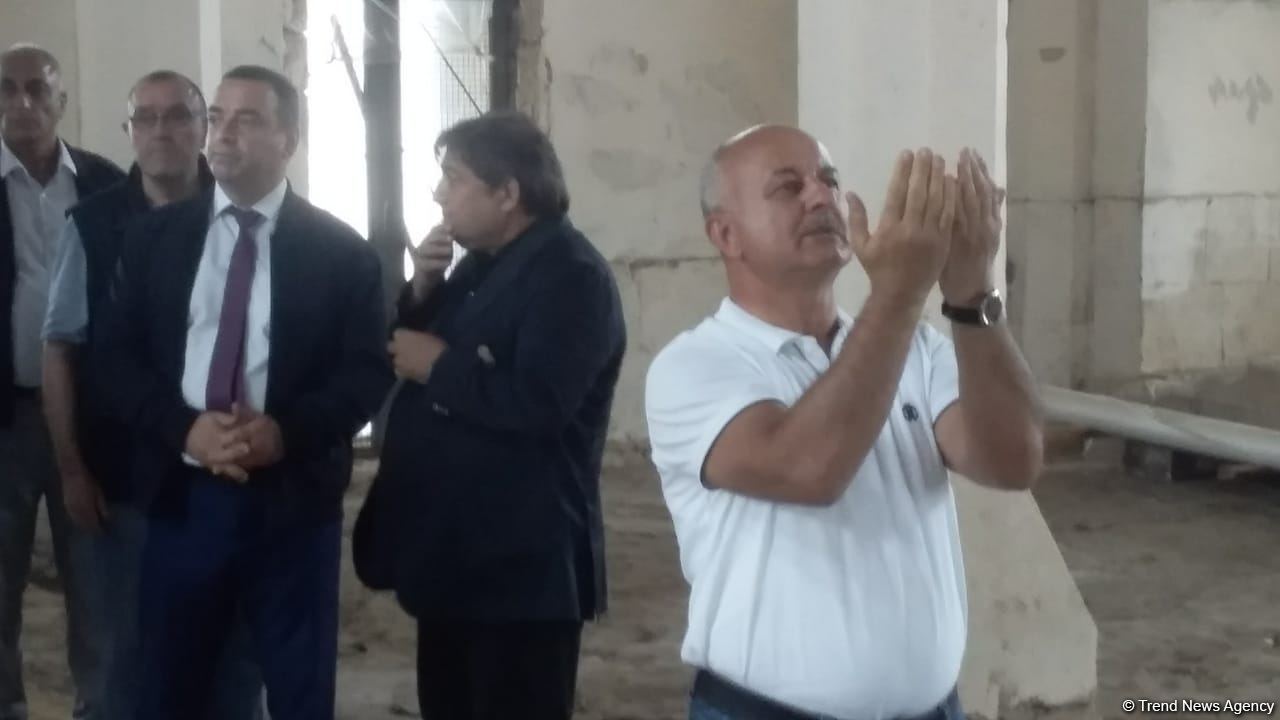 Residents of Azerbaijan’s liberated Aghdam district visit Aghdam Juma Mosque (PHOTO)