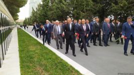 Economy, trade ministers from Turkic Council states visit Martyrs' Alley in Baku (PHOTO)