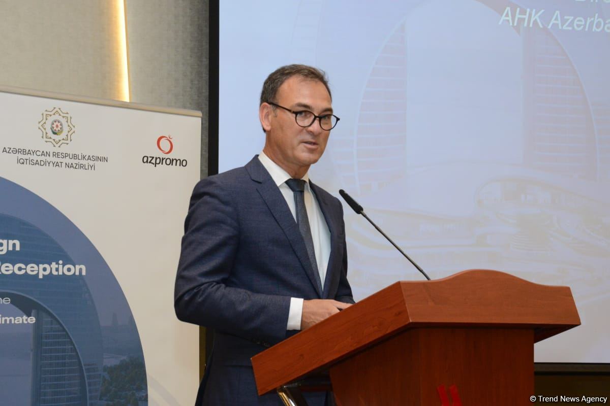 Azerbaijan's Minister of Economy talks recent business support applications (PHOTO)