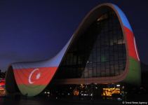 Heydar Aliyev Center in Baku illuminated with colors of National Flag of Azerbaijan (PHOTO)