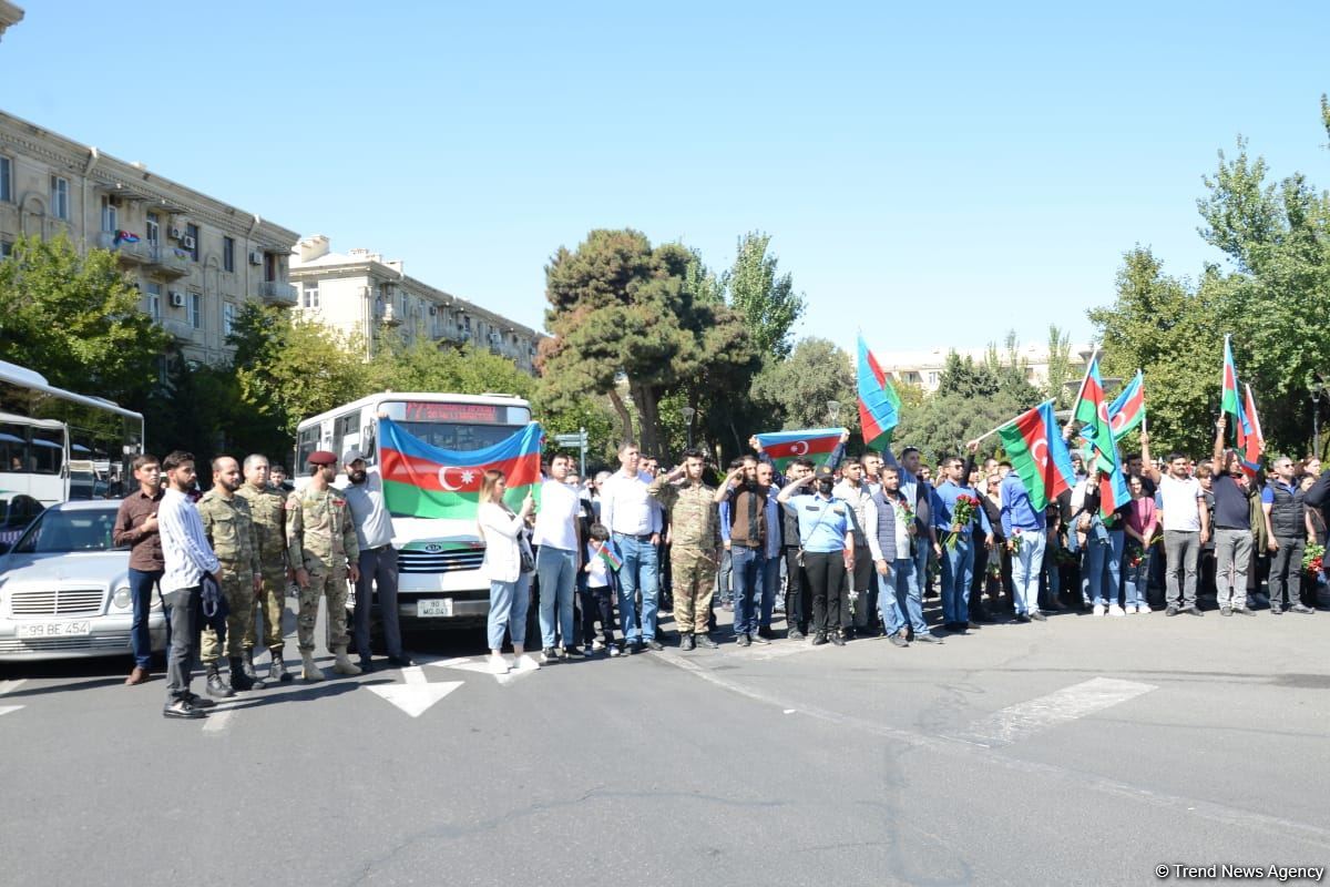 Azerbaijan holds minute of silence on occasion of Remembrance Day  (PHOTO/VIDEO)