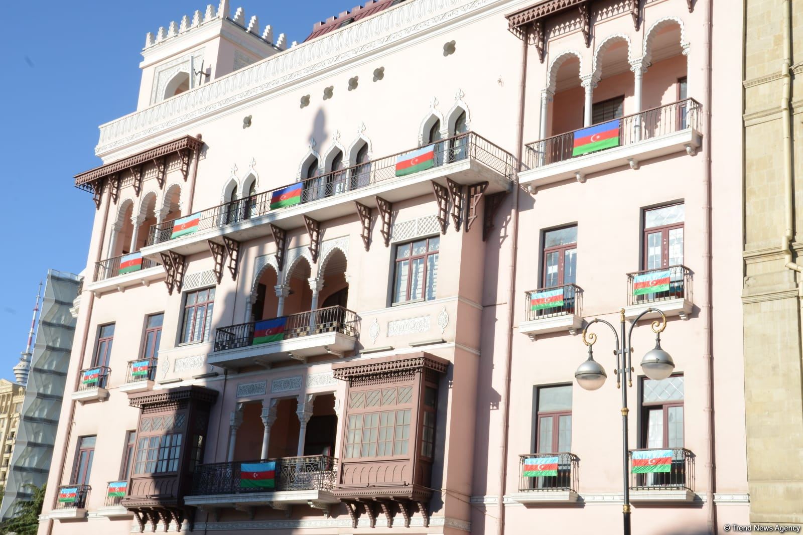 Streets of Baku decorated with Azerbaijani flags on Remembrance Day (PHOTO)