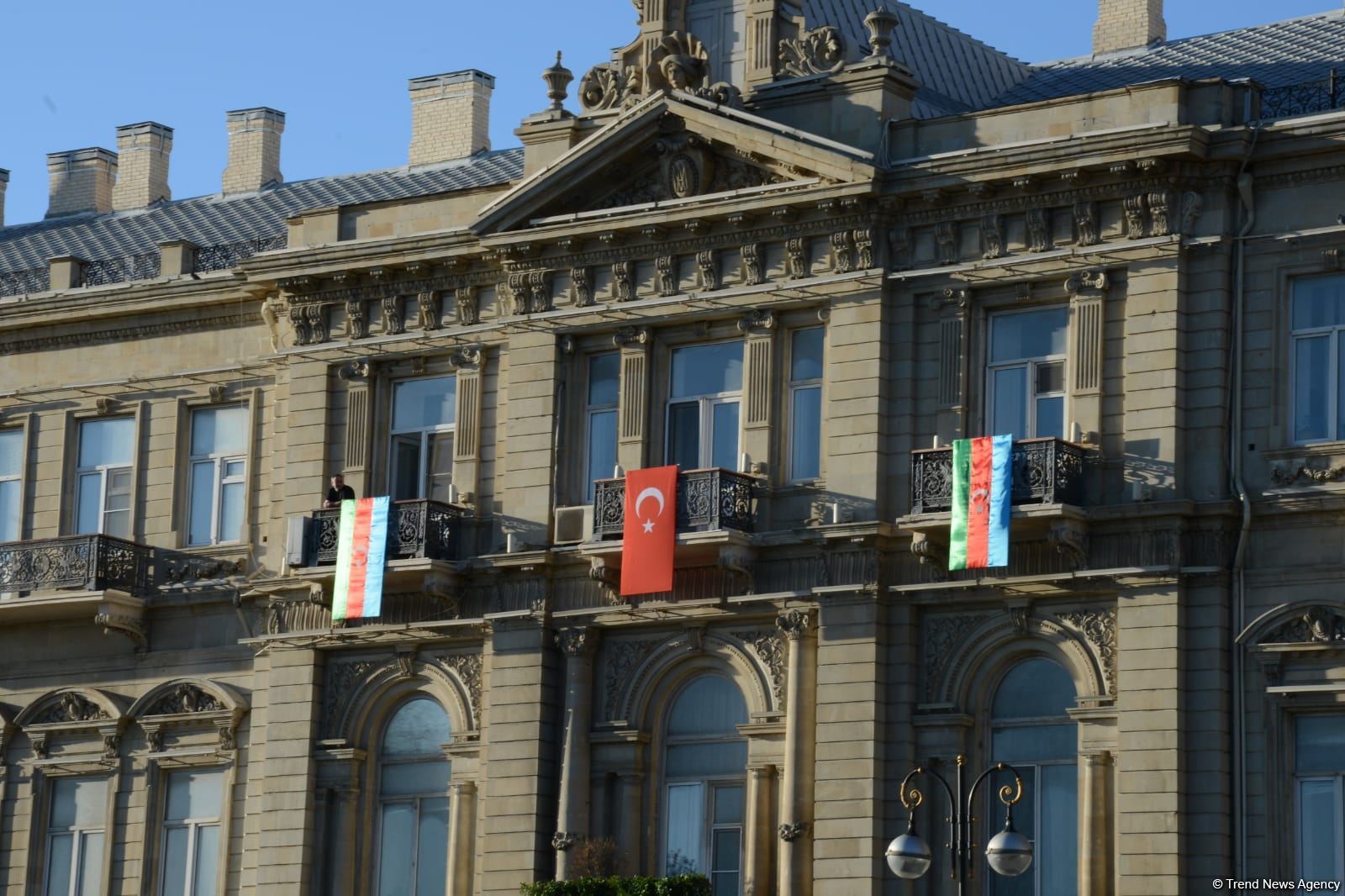 Streets of Baku decorated with Azerbaijani flags on Remembrance Day (PHOTO)