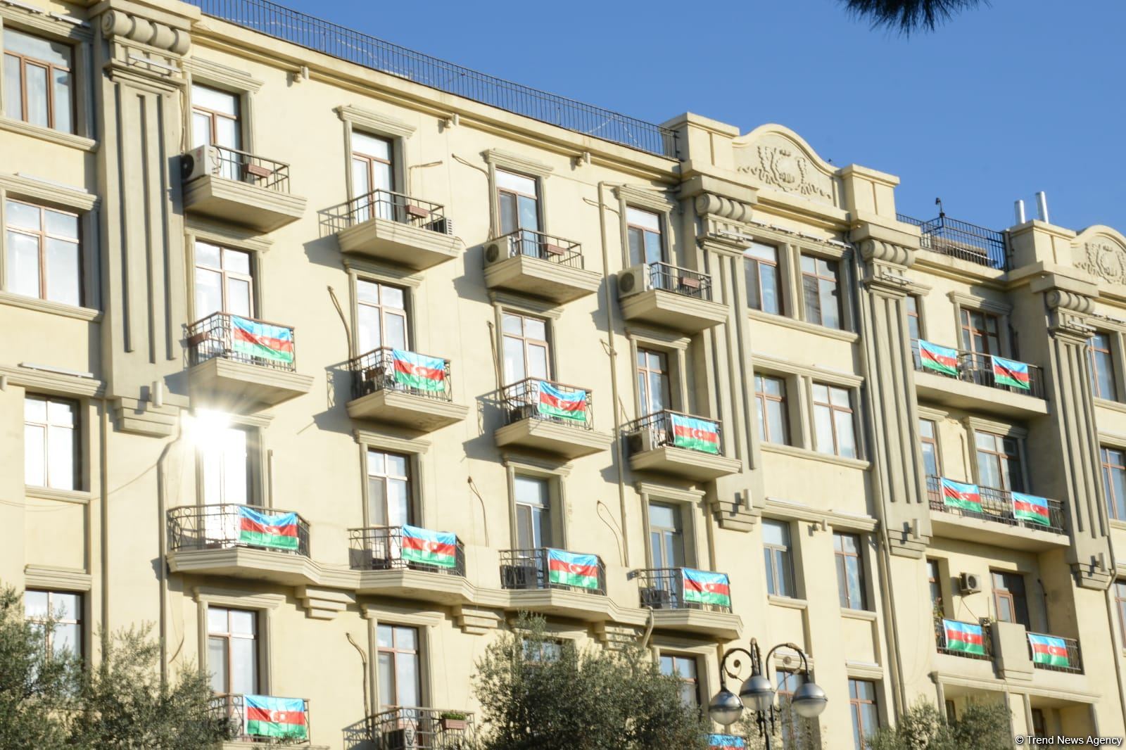 Streets of Baku decorated with Azerbaijani flags on Remembrance Day (PHOTO)