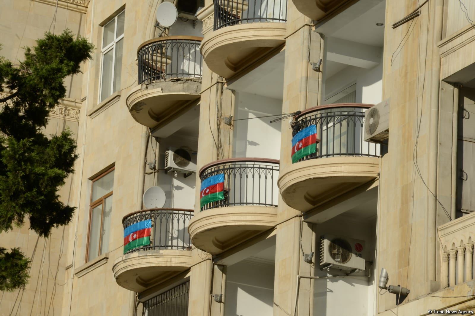 Streets of Baku decorated with Azerbaijani flags on Remembrance Day (PHOTO)
