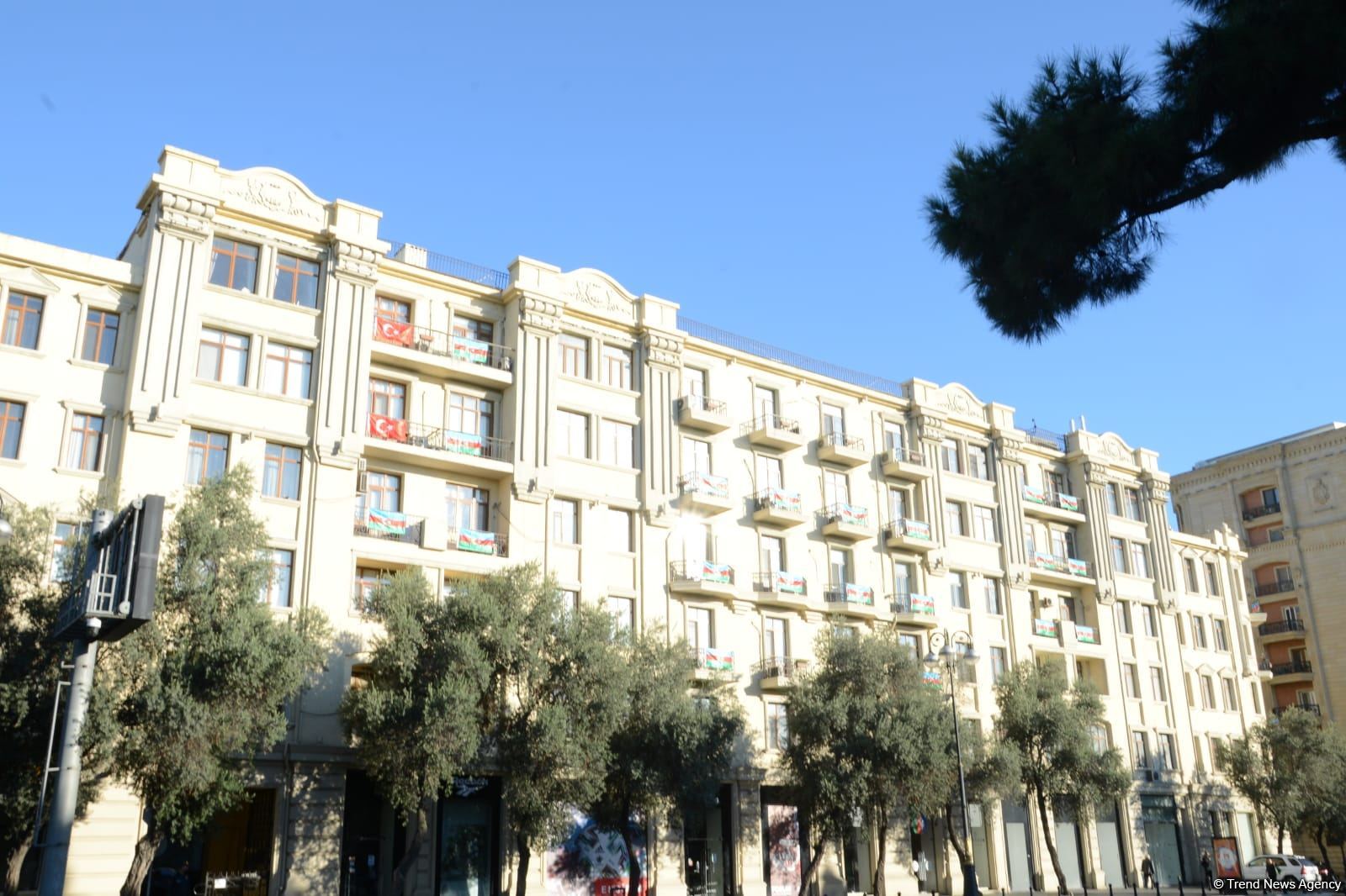 Streets of Baku decorated with Azerbaijani flags on Remembrance Day (PHOTO)