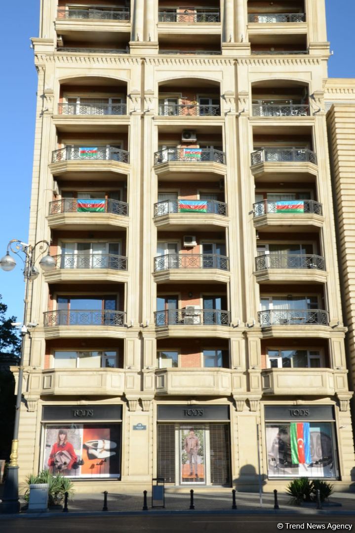 Streets of Baku decorated with Azerbaijani flags on Remembrance Day (PHOTO)