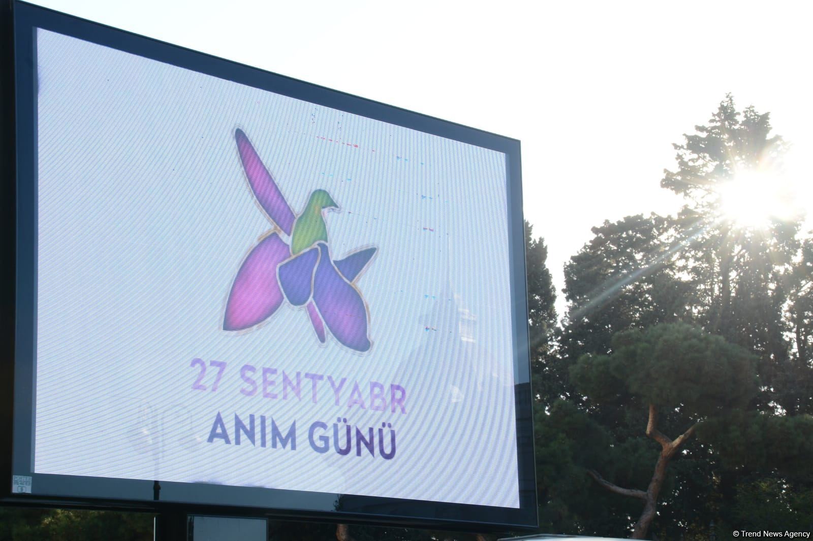 Streets of Baku decorated with Azerbaijani flags on Remembrance Day (PHOTO)