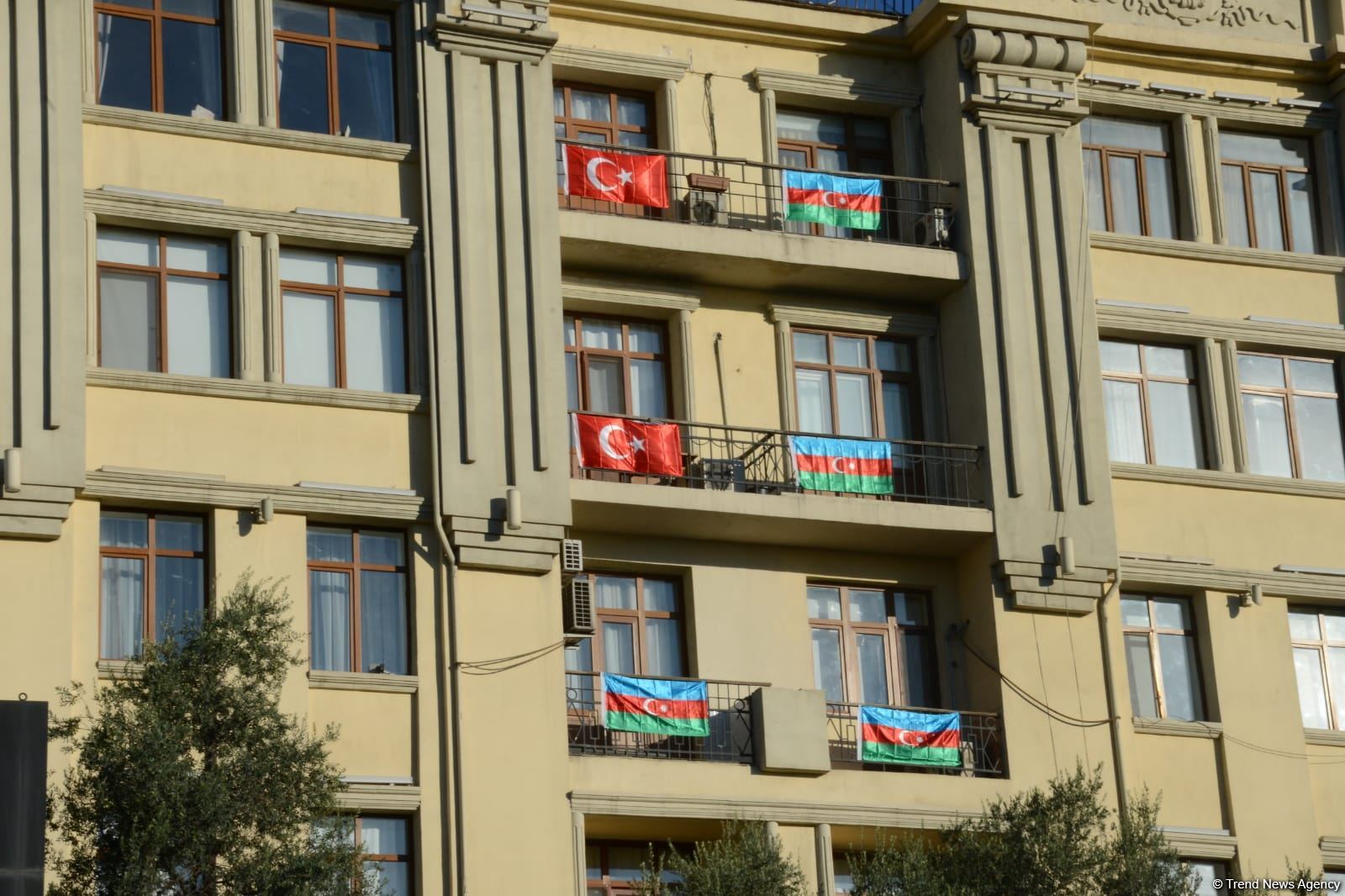 Streets of Baku decorated with Azerbaijani flags on Remembrance Day (PHOTO)
