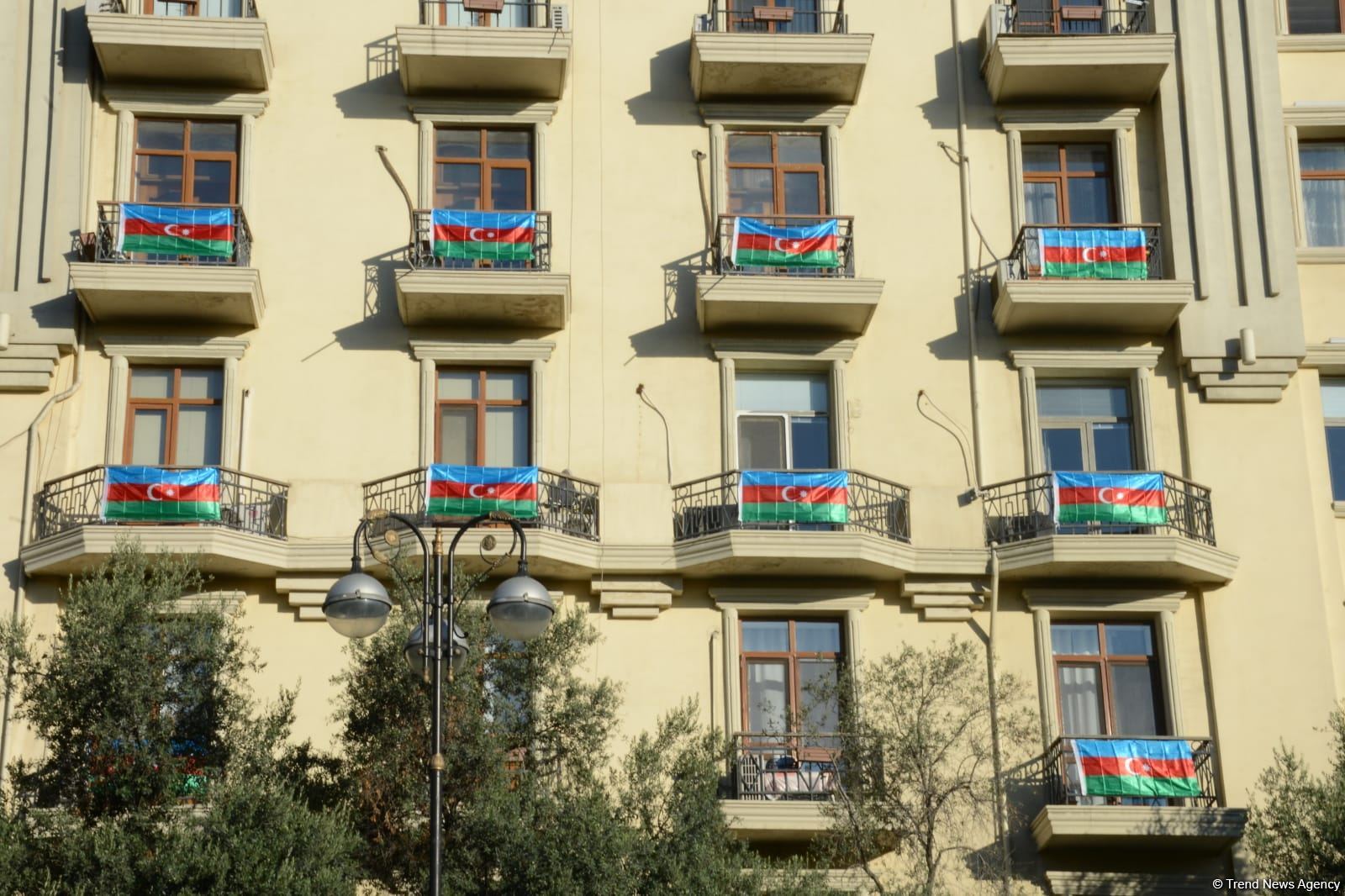 Streets of Baku decorated with Azerbaijani flags on Remembrance Day (PHOTO)