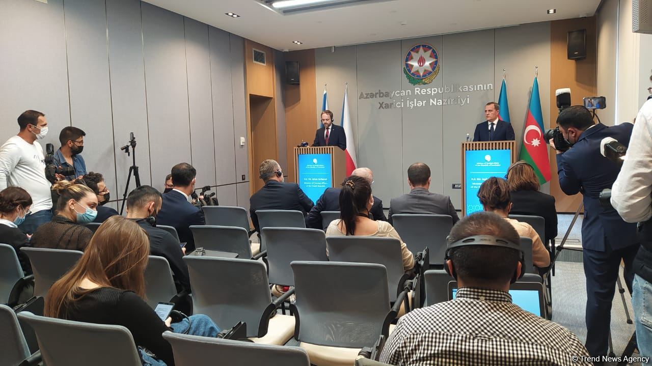 Baku holds press-conference of Azerbaijani and Czech FMs  (PHOTO/VIDEO)