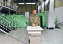 President Ilham Aliyev launches “Sugovushan-1” and “Sugovushan-2” small hydropower plants after renovation (PHOTO)