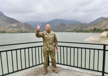 President Ilham Aliyev launches “Sugovushan-1” and “Sugovushan-2” small hydropower plants after renovation (PHOTO)