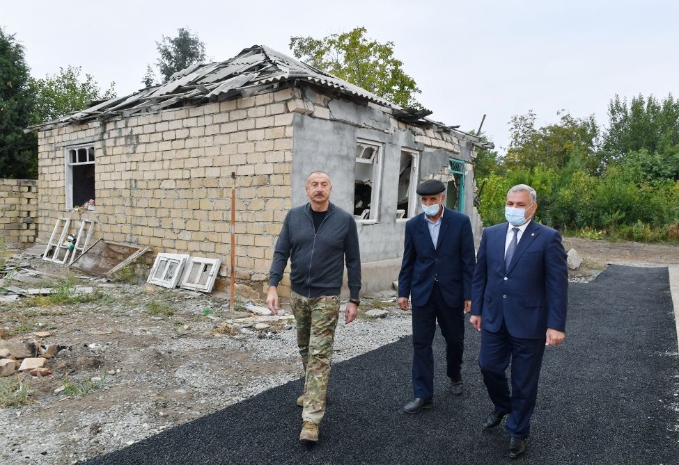 President Ilham Aliyev's sincere conversation with resident of Tartar city (PHOTO)