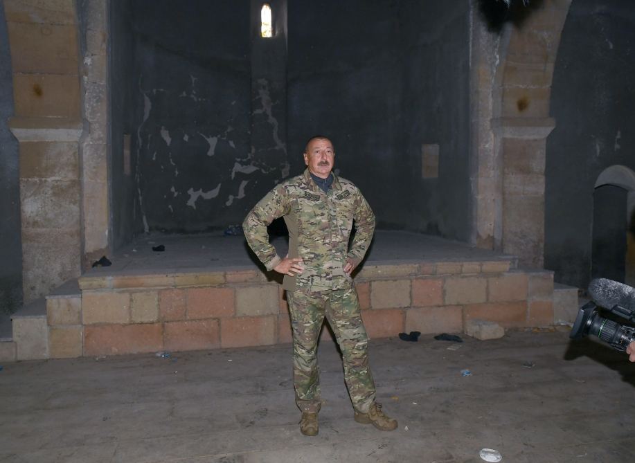 President Ilham Aliyev raises Azerbaijani flag in Talish village of Tartar district (PHOTO)