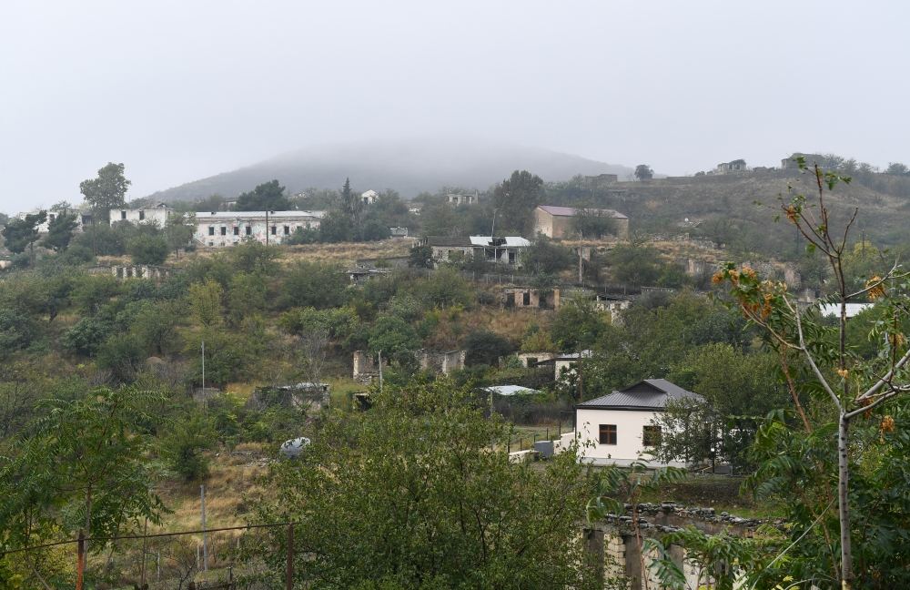 President Ilham Aliyev raises Azerbaijani flag in Talish village of Tartar district (PHOTO)