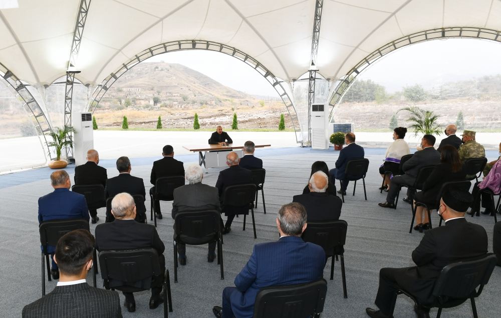 President Ilham Aliyev meets with members of Jabrayil general public, lays foundation of Memorial Complex and restoration of city (PHOTO)