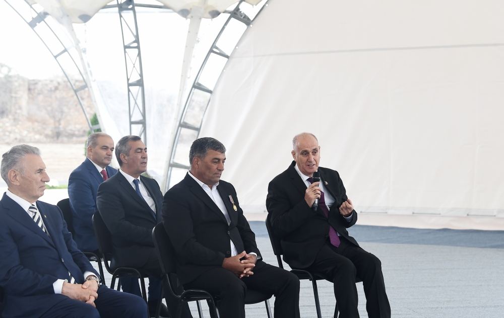 President Ilham Aliyev meets with members of Jabrayil general public, lays foundation of Memorial Complex and restoration of city (PHOTO)