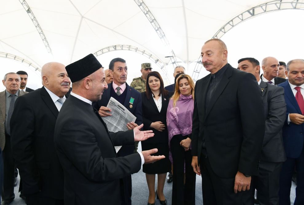 President Ilham Aliyev meets with members of Jabrayil general public, lays foundation of Memorial Complex and restoration of city (PHOTO)