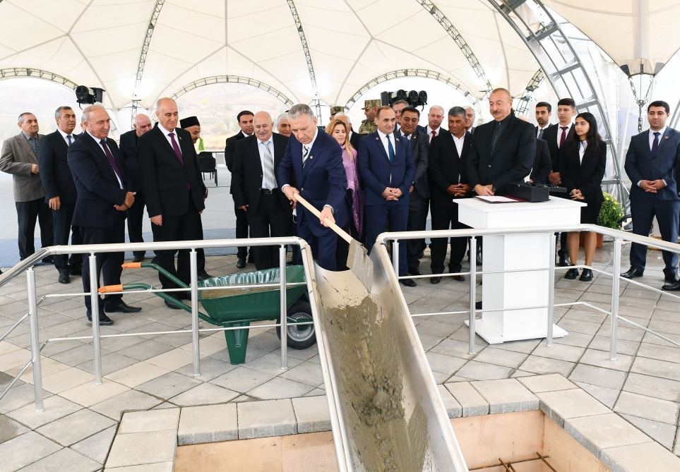 President Ilham Aliyev meets with members of Jabrayil general public, lays foundation of Memorial Complex and restoration of city (PHOTO)