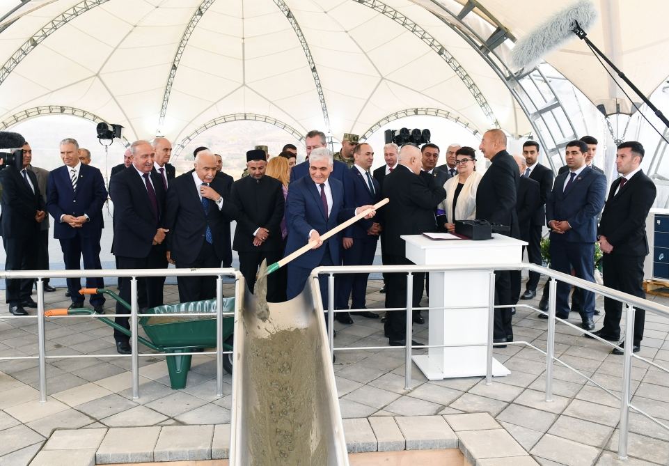 President Ilham Aliyev meets with members of Jabrayil general public, lays foundation of Memorial Complex and restoration of city (PHOTO)
