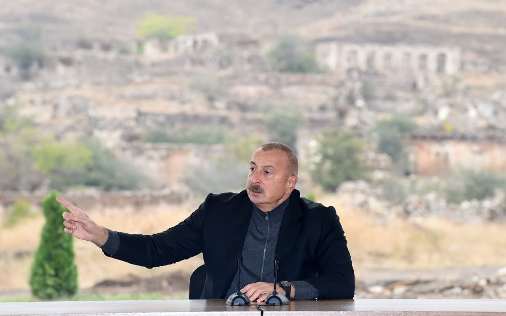 President Ilham Aliyev meets with members of Jabrayil general public, lays foundation of Memorial Complex and restoration of city (PHOTO)