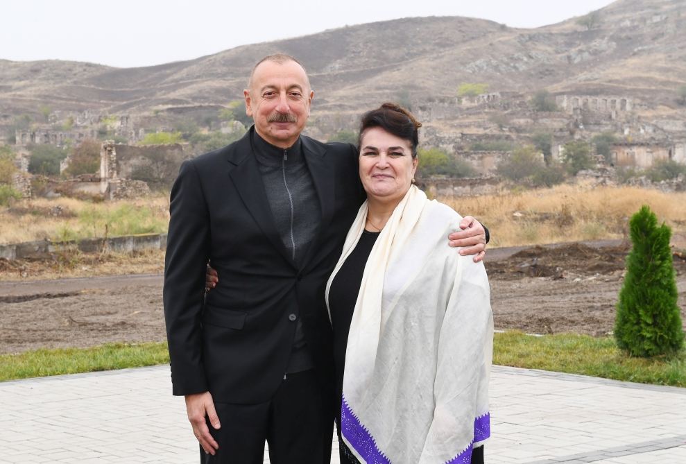President Ilham Aliyev meets with members of Jabrayil general public, lays foundation of Memorial Complex and restoration of city (PHOTO)