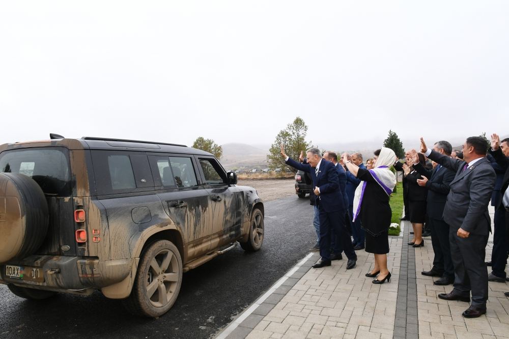 President Ilham Aliyev meets with members of Jabrayil general public, lays foundation of Memorial Complex and restoration of city (PHOTO)